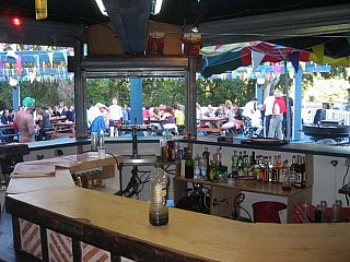 15.07 Demo Camping Arnaoutchot.jpg